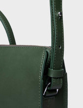 Load image into Gallery viewer, Sandqvist Dagney Briefcase - Green