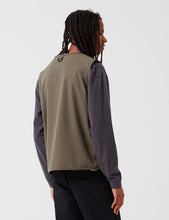 Load image into Gallery viewer, Carhartt-WIP Elmwood Vest (Stretch) - Moor Green
