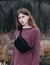 Load image into Gallery viewer, Sandqvist Sarah Hip Bag (Suede) - Black
