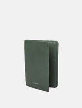 Load image into Gallery viewer, Sandqvist Malte Wallet (Leather) - Green
